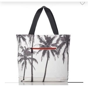 Aloha Collection day tripper